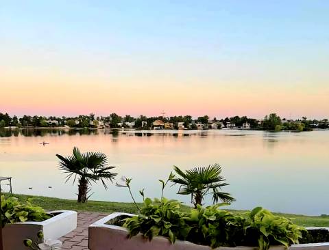  SENEC-lukratívna lokalita- pozemok  pri Slnečných jazerách