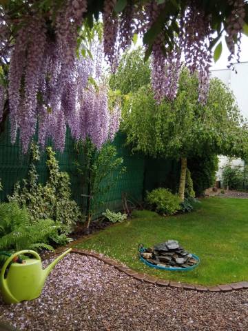  Pekný dom v atraktívnej lokalite Čierna Voda,iba 15 km od Bratislavy