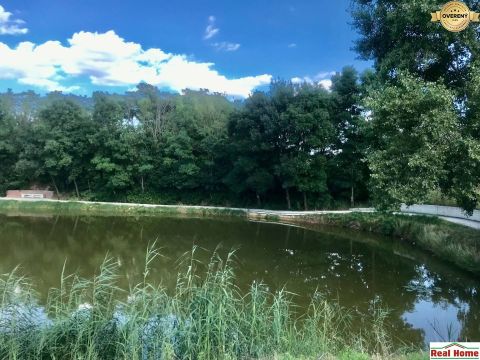  SENEC - NOVOSTAVBA - 3izbový byt s veľkým balkónom.